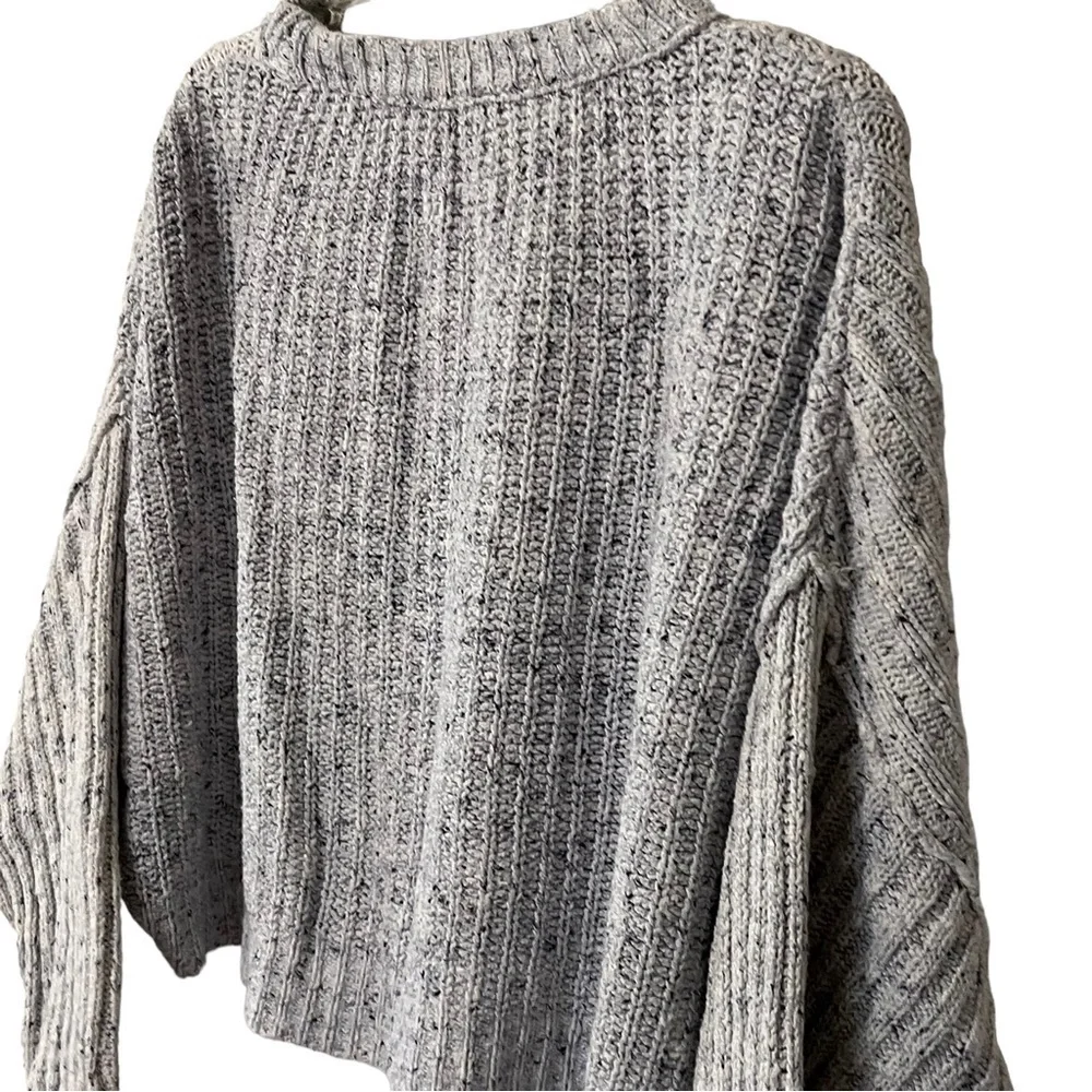 Free People On Your Side Cropped Cable Knit boxy slouchy  Crew Neck Sweater L - Picture 6 of 15